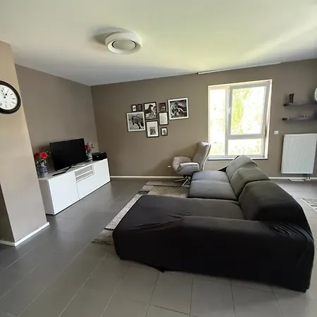 Apartment Lovely 3 Bedroom In Alzette